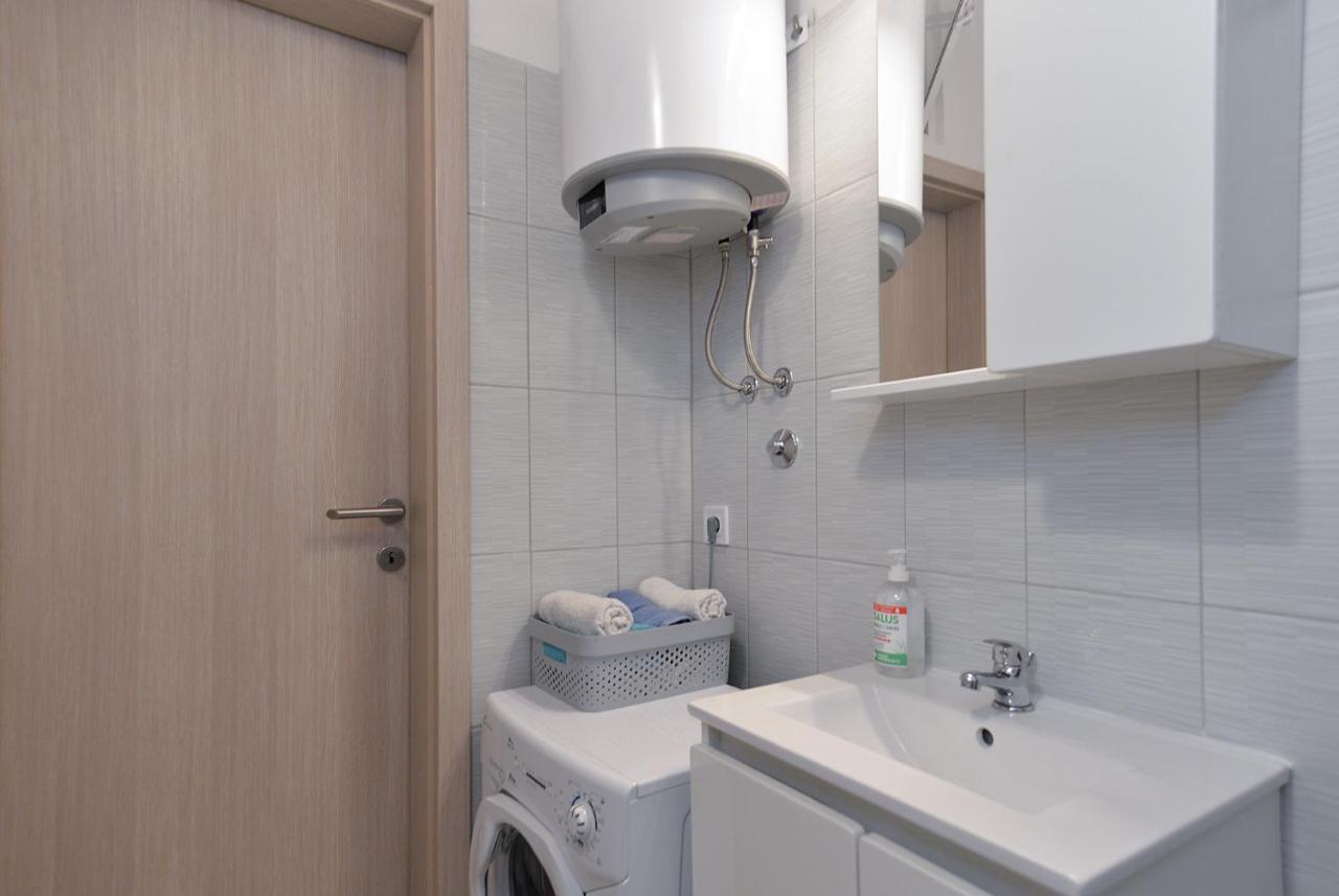 Apartments Jadranka 1279 بومير المظهر الخارجي الصورة